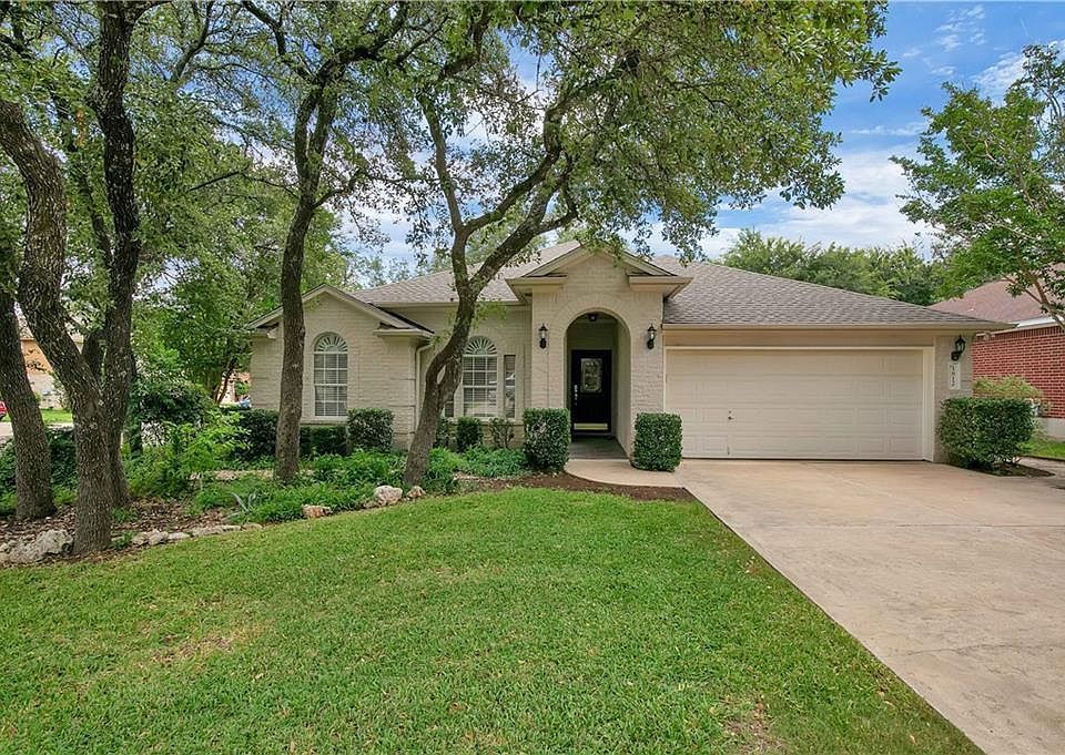 1st image of 1812 Country Squire Dr