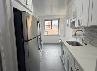 188-04 64th Ave UNIT 2, Fresh Meadows, NY 11365