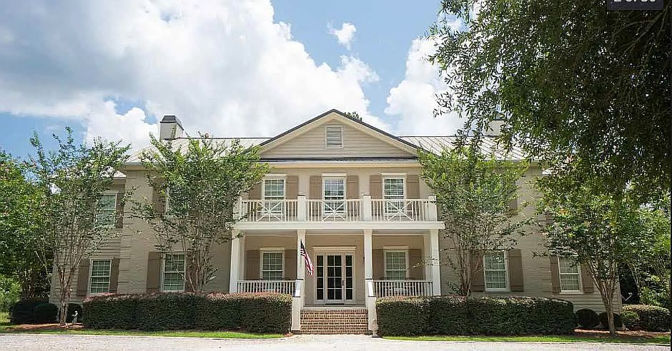 Manors 