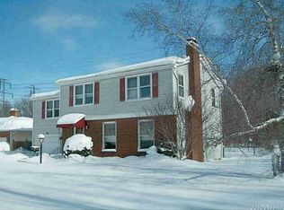 916 Park Ave, North Tonawanda, NY 14120
