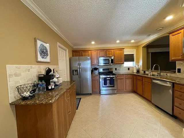 2383 Camden Ter — Photo 3
