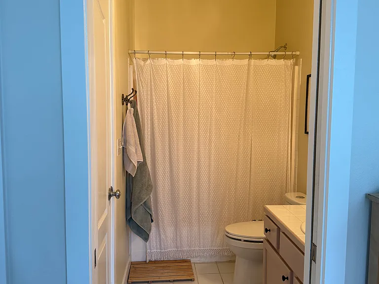 5122 S Mayflower St #202 — Photo 9