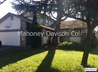 1057 Ely Blvd S, Petaluma, CA