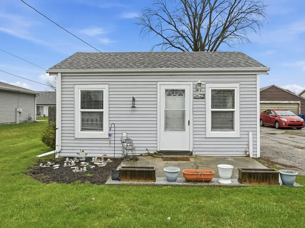 2623 Hart Rd, Highland, IN 46322