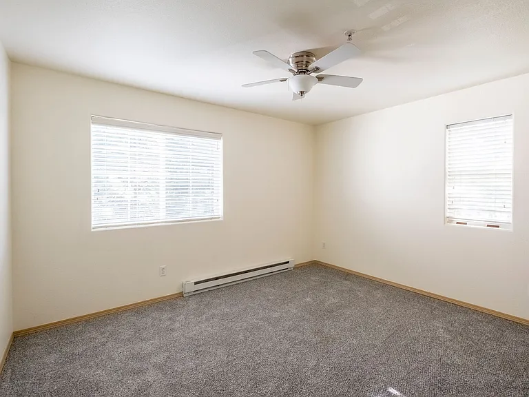 304 N Greensferry Rd #208 — Photo 14
