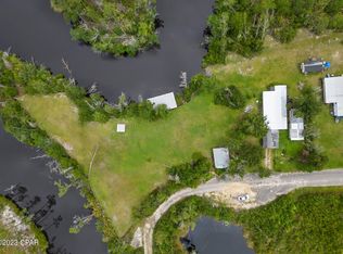 291 Spruce Ave, Wewahitchka, FL 32465
