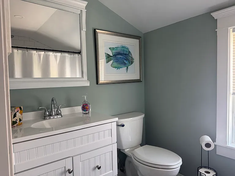 40 Waterman Ave #B — Photo 5