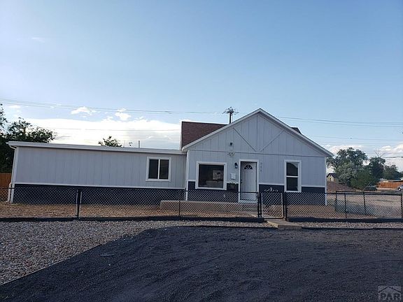 2nd image of 711 E 12th St