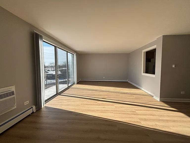 Northgate Addison Apartments — Photo 37