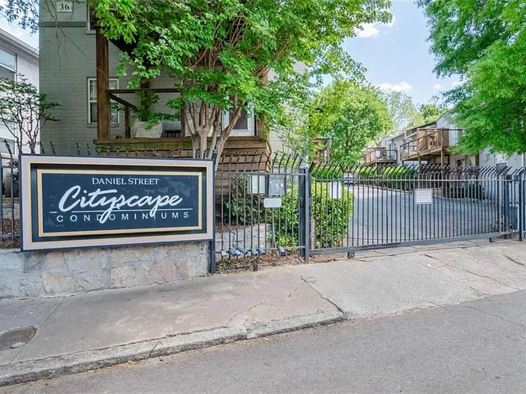 24 Daniel St SE #8 — Photo 29