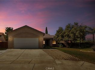 1732 Giverny Ct, San Jacinto, CA 92583