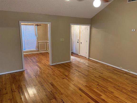 5th image of 6106 Barnhill Ct