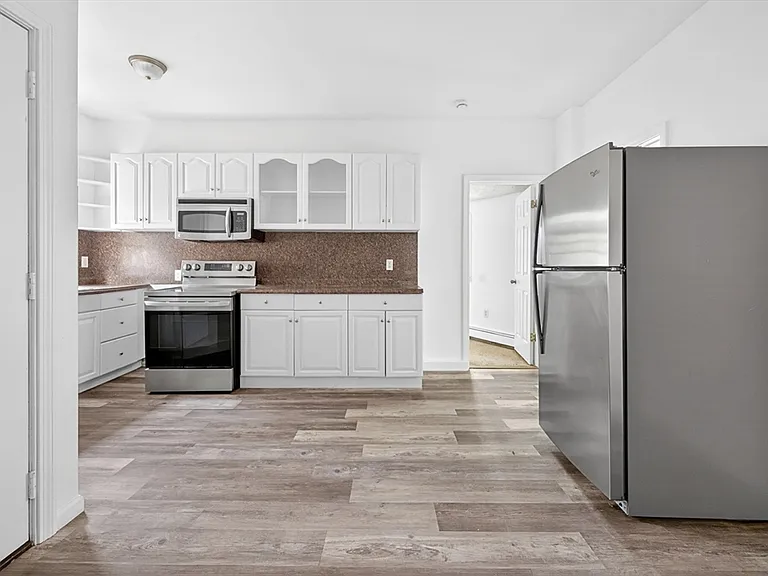 101 Geneva Ave #2 — Photo 3