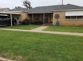 617 SW 2nd St, Lockney, TX 79241