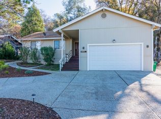 18057 Lake Forest Dr, Penn Valley, CA