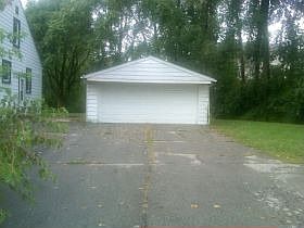 2nd image of 21558 Dix Toledo Hwy