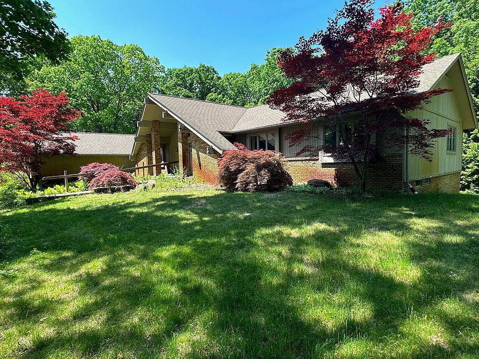 1st image of 7474 Deerhill Dr