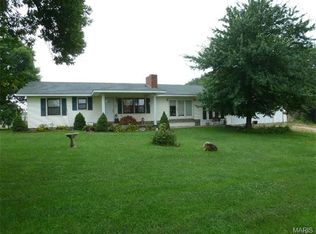 1480 Deer Run Rd, Elsberry, MO 63343