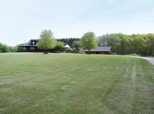 7700 Marsh Hollow Dr, Middleville, MI 49333