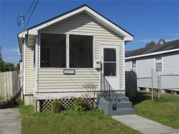 1622 Clouet St, New Orleans, LA 70117