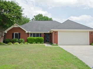 1422 Lake Crest Dr SW, Decatur, AL 35603