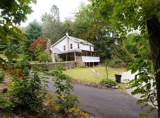 21 High St, Sturbridge, MA 01566