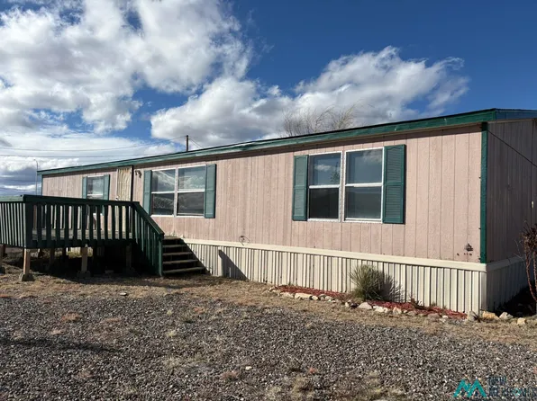 304 Catarena Ct, Santa Clara, NM 88026