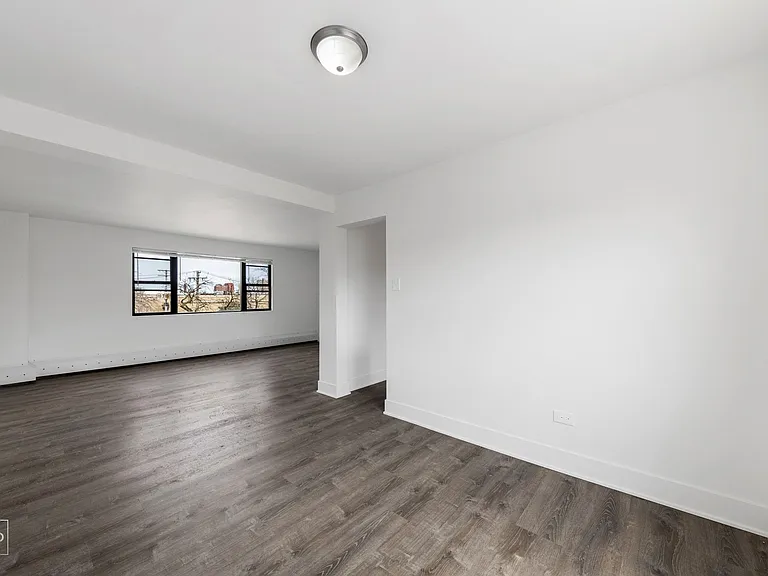 2025 E 72nd Street — Photo 15