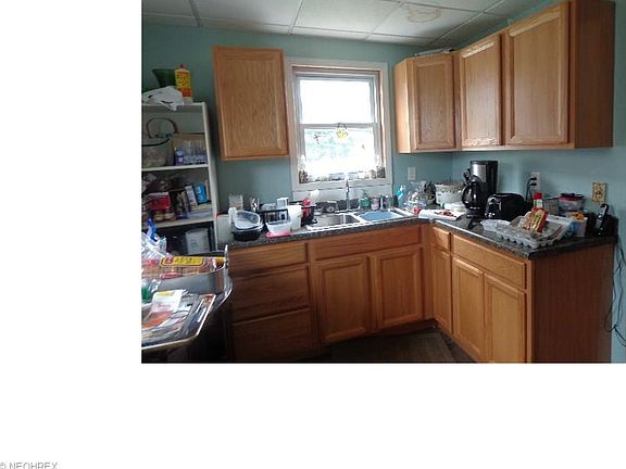 3rd image of 32 S Maryland Ave