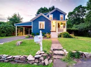 548 Middlefield St, Middletown, CT 06457