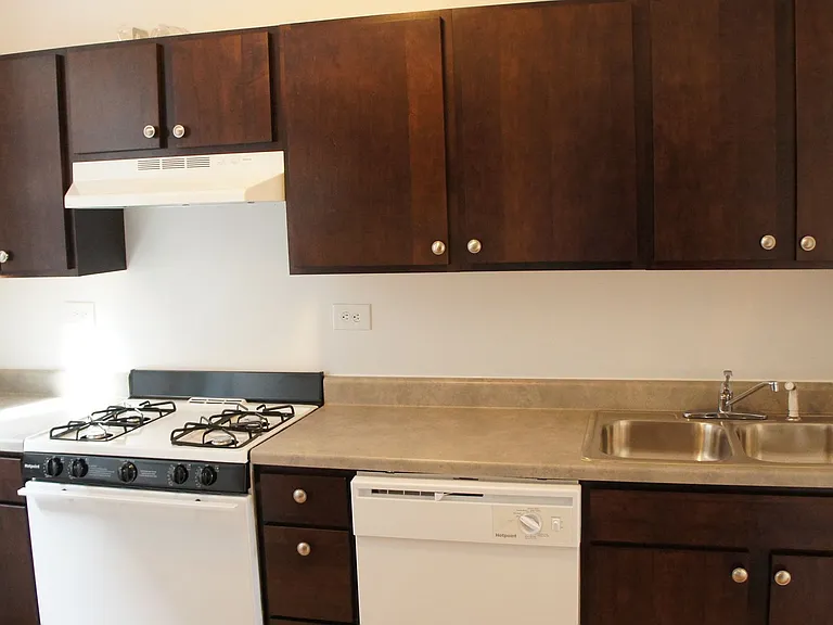 3000 N. Whipple LLC — Photo 75
