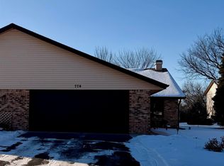 774 Tulip Ln, Rockford, IL 61107