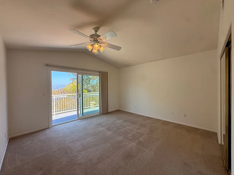 5430 Panoramic Ln — Photo 17