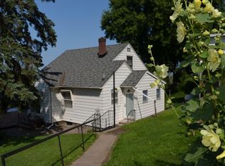 100 E Bluff St, Alma, WI 54610