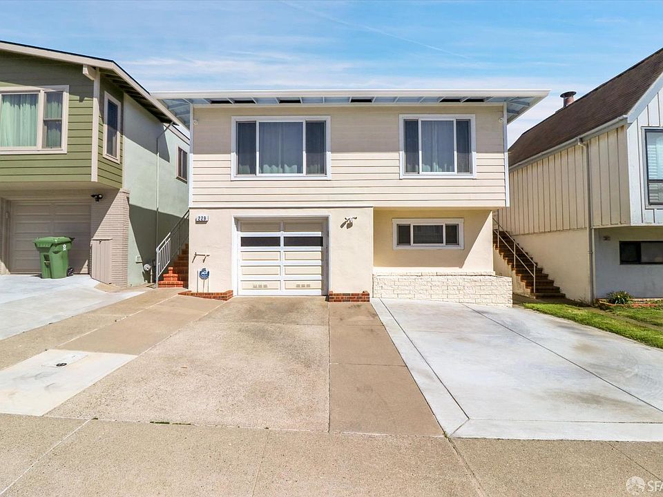 1st image of 229 Saint Catherine Dr