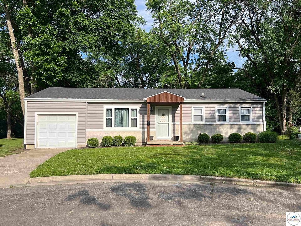 1st image of 1617 S Wagner Dr