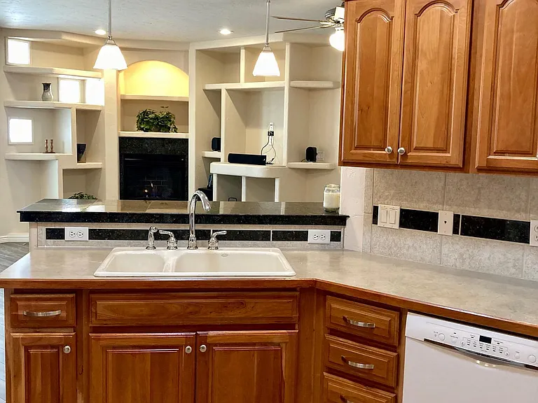 2657 Summer Vale Cir — Photo 9