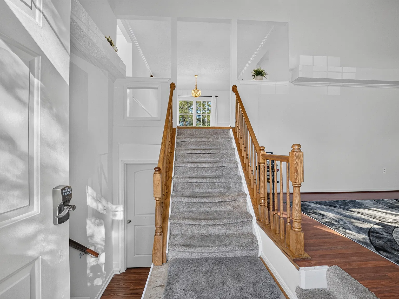3 bed, 2228 sqft, $3,000 — Photo 3