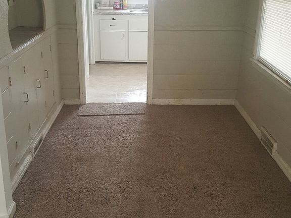3rd image of 22731 S Riverdale Dr