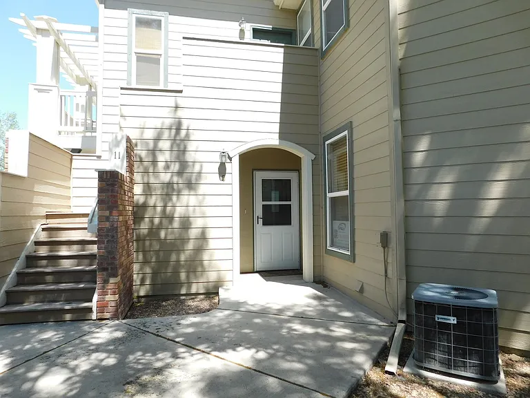 2485 Fountainhead Blvd #F-5 — Photo 3