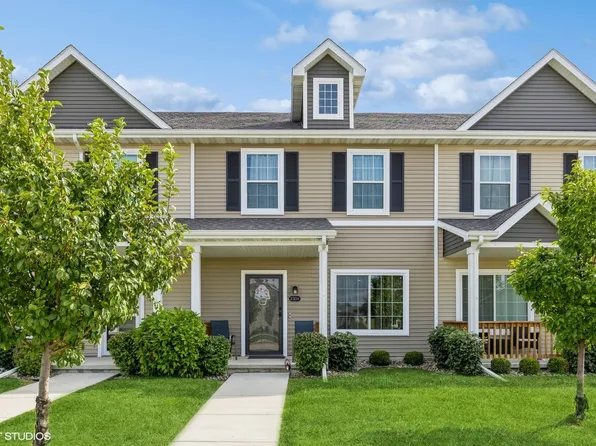 2304 Hazeltine Pl, Norwalk, IA 50211