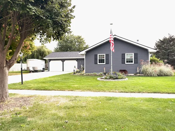 24615 S Teal Dr, Channahon, IL 60410