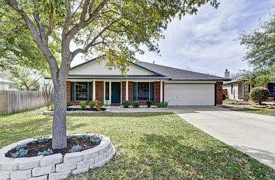 2nd image of 1504 Vaughter Ln