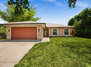 8346 Wren RD, FORT MYERS, FL 33967