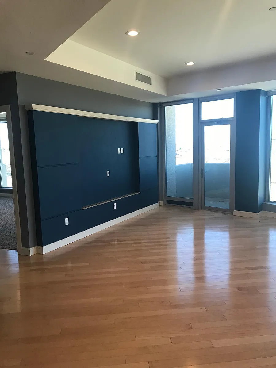 Building Photo - 5900 Mosteller Dr #64