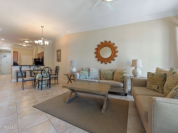 5th image of 2230 Beach Dr #P-102