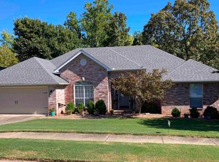 1023 Claycut Cir, N Little Rock, AR 72116