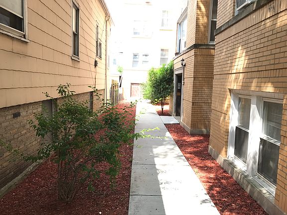 2nd image of 2910 N Albany Ave APT 1W