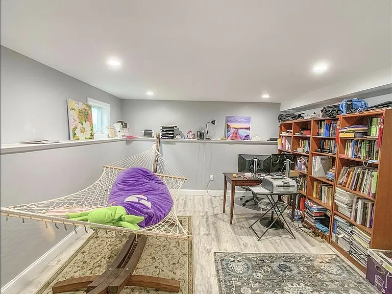 19 Shean Rd #1 — Photo 2