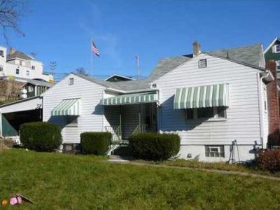 795 S Gray Ave, Bridgeville, PA, 15017